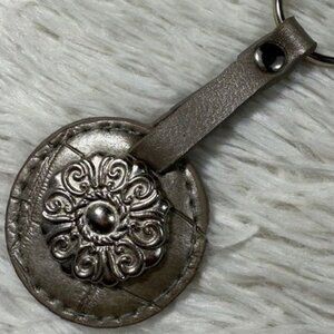 Faux Leather Metal Round Baroque Flower Keychain Purse Bag Charm